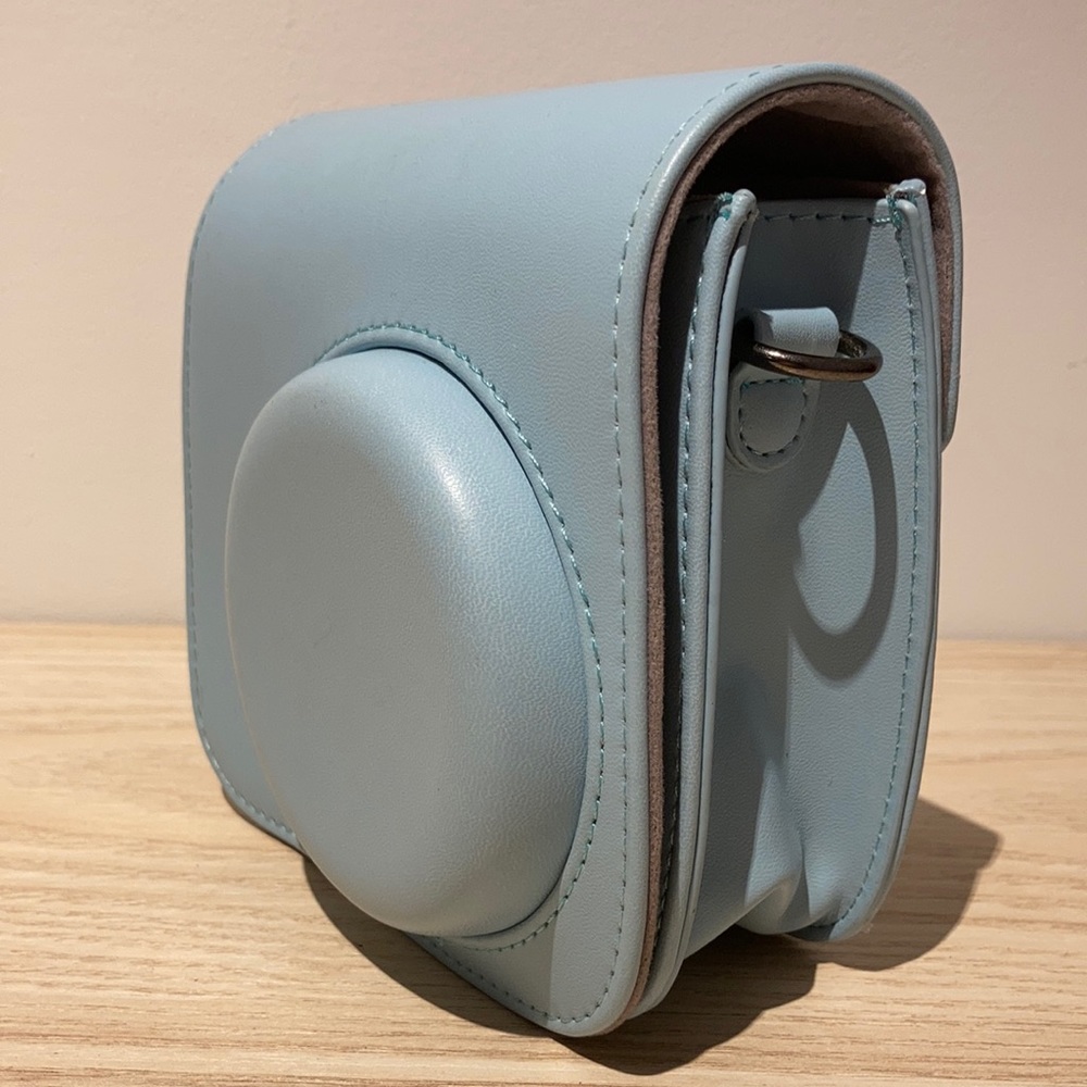 Yik Fung instax mini camera case bag blue